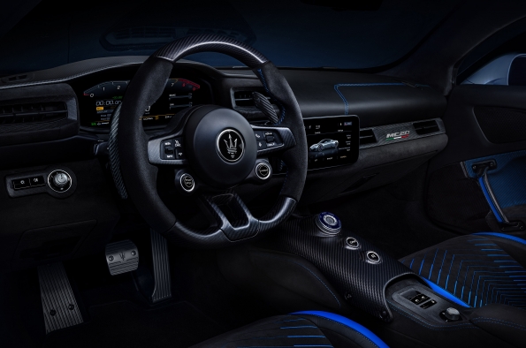 Maserati MC20 interior
